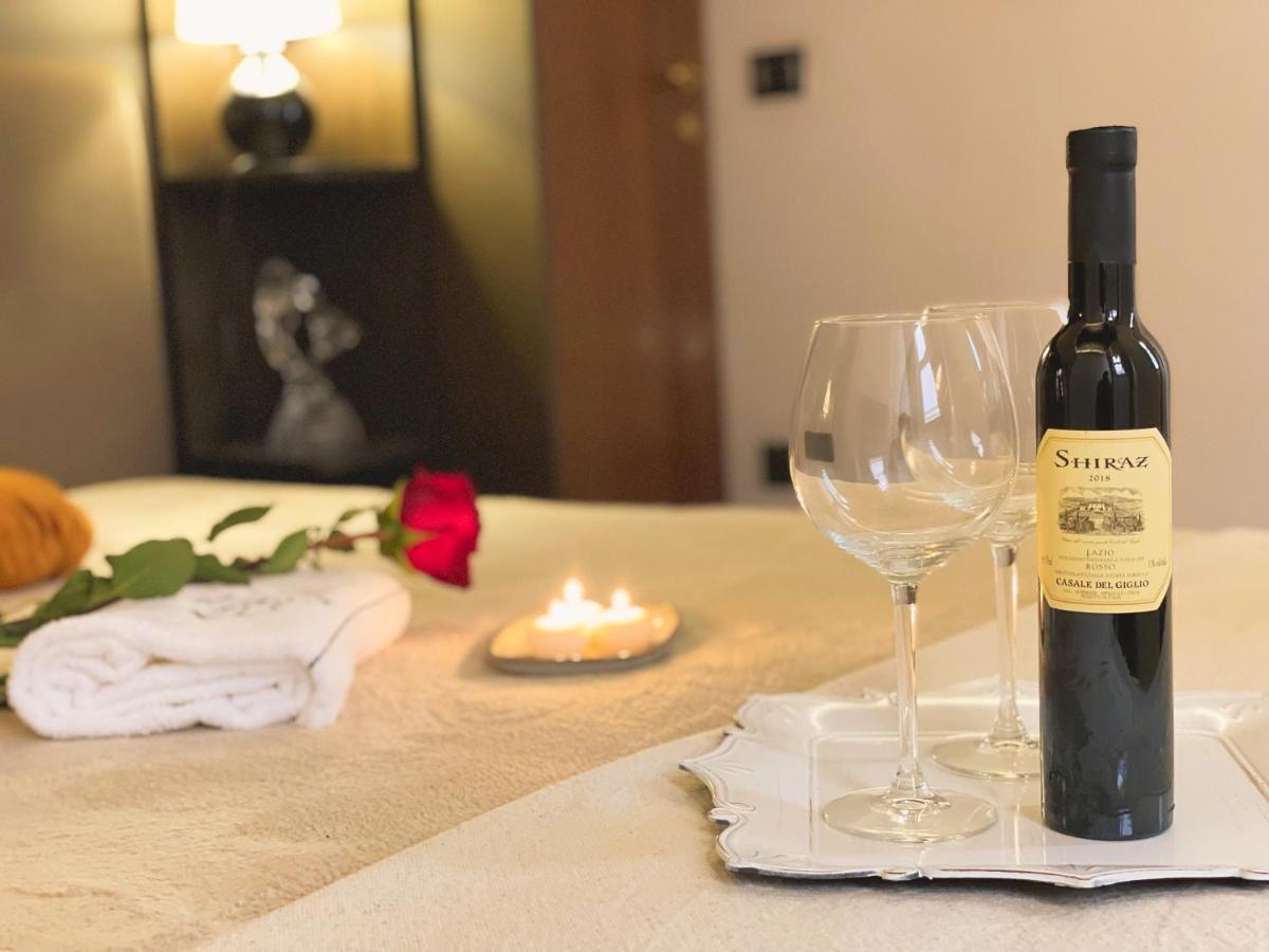 רומא Trevi Fountain Luxury Guest House מראה חיצוני תמונה