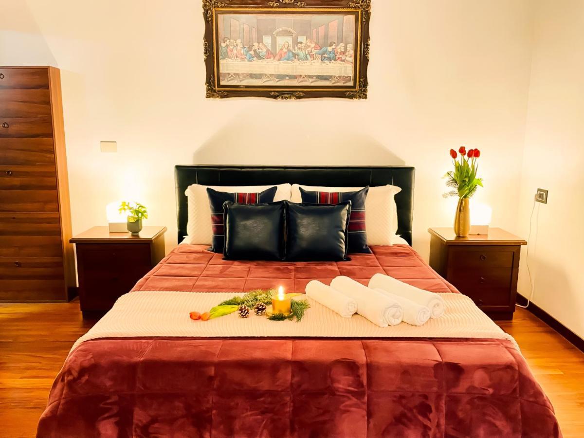 רומא Trevi Fountain Luxury Guest House מראה חיצוני תמונה
