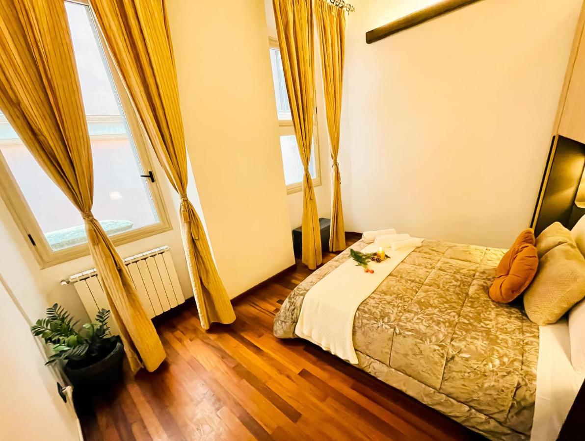 רומא Trevi Fountain Luxury Guest House מראה חיצוני תמונה