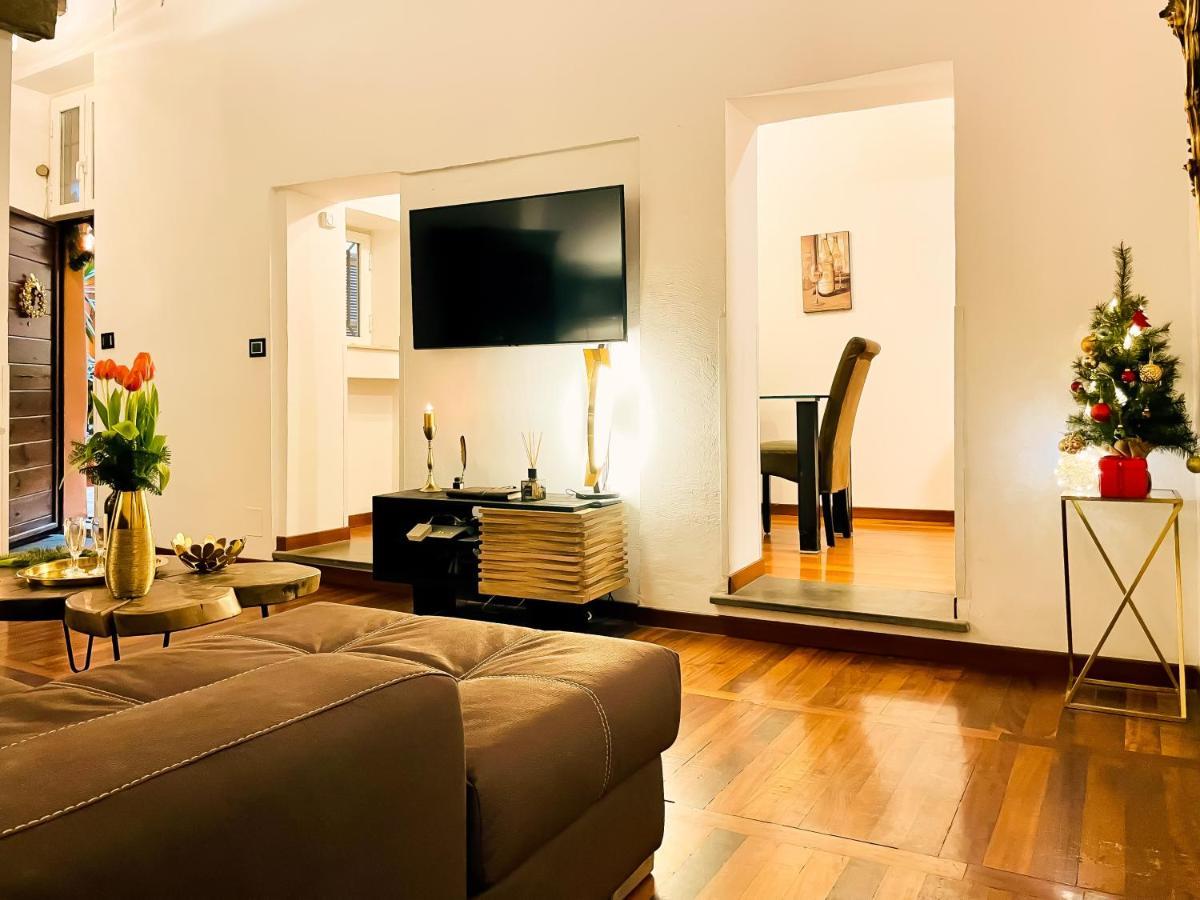 רומא Trevi Fountain Luxury Guest House מראה חיצוני תמונה